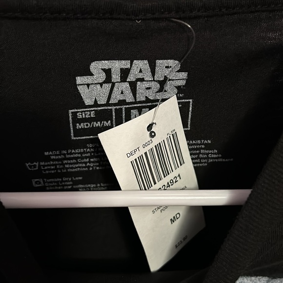 Star Wars Ahsoka Poster Tee - Picture 3 of 4